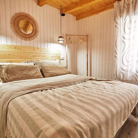 Casa Montse. Apartamentos Turisticos 리바데오 외부 사진